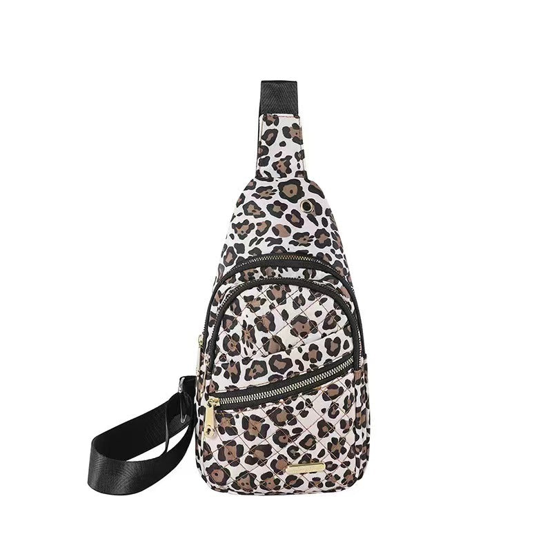 Women's Solid Color Quilted Waterproof Belt Bag